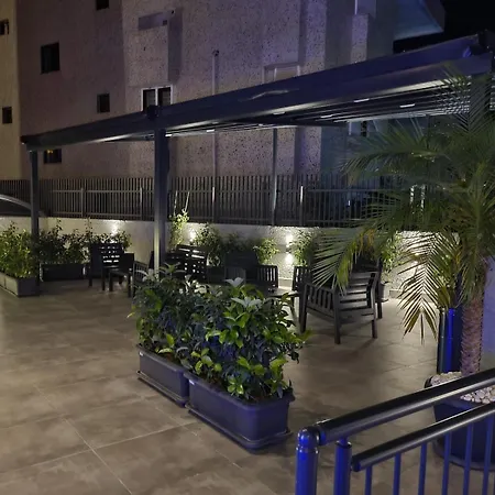 Appartement Diker Port 3 *